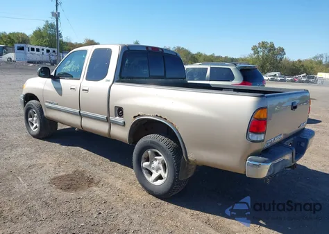 2001 Toyota Tundra Sr5 V8 из США, поврежденный, VIN 5TBBT44131S136253